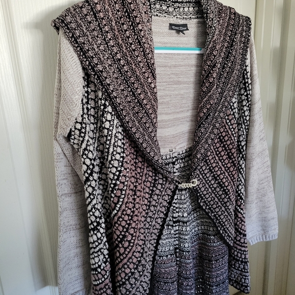 Dor Dor Couture | Gorgeous Gray Ombre Knit Open Front Cardigan (SIZE S) - Picture 6 of 9